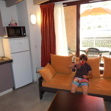 Vvf Gers Gascogne ホリデーパーク