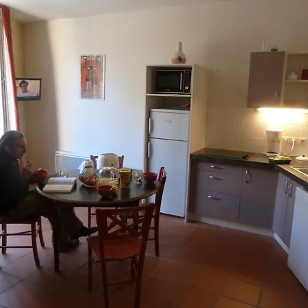 Vvf Gers Gascogne ホリデーパーク *